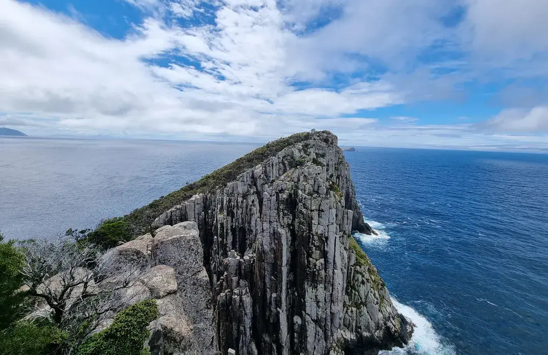 Cape Pillar walk tasman national park image of the pillar